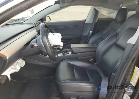 2018 Tesla Model 3 z USA, uszkodzony, nr VIN 5YJ3E1EB5JF170372